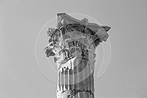 OSTIA ANTICA RUINS: ROMAN AGE COLUMNÃ¢â¬â¢S CAPITAL photo